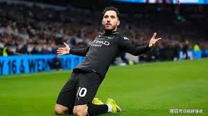 国米阿切尔比第30分钟伤退