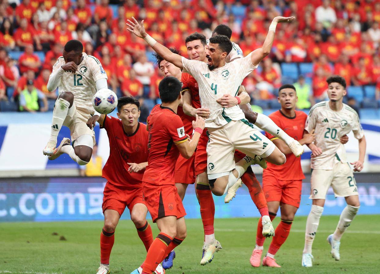 两支球队同 两支球队同